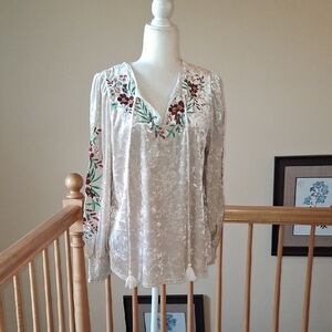 ONE WORLD Cream Velvet Blouse with Floral Embroidery Cottagecore